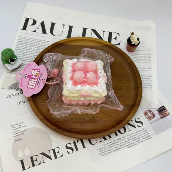 Strawberry Cake